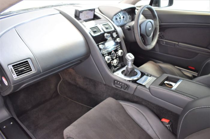 Aston Martin Vantage 5.9 2dr Hatchback Petrol Black