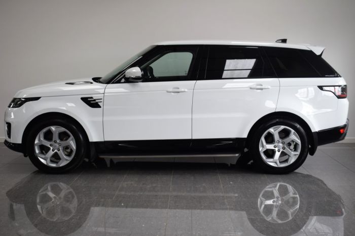 Land Rover Range Rover Sport 3.0 SDV6 HSE 5dr Auto Estate Diesel Fuji White