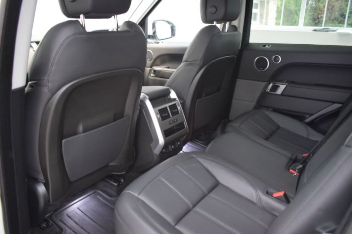 Land Rover Range Rover Sport 3.0 SDV6 HSE 5dr Auto Estate Diesel Fuji White