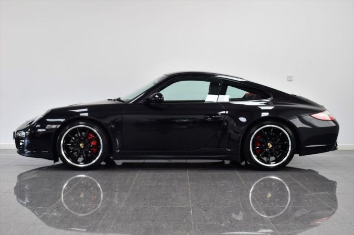 Porsche 911 3.8 GTS 2dr PDK Coupe Petrol Basalt Black