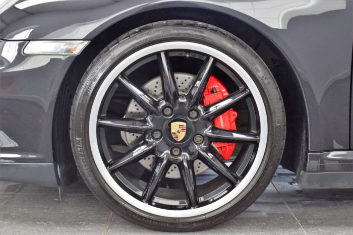 Porsche 911 3.8 GTS 2dr PDK Coupe Petrol Basalt Black