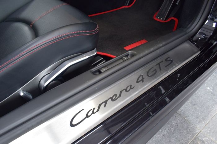 Porsche 911 3.8 GTS 2dr PDK Coupe Petrol Basalt Black