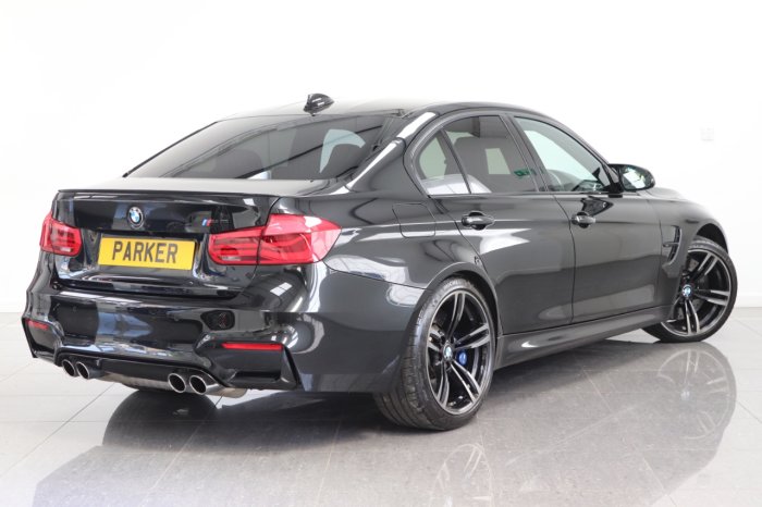 BMW M3 3.0 M3 S-A Saloon Petrol Black Sapphire Metallic