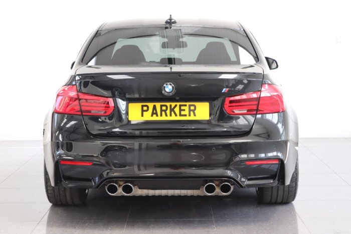 BMW M3 3.0 M3 S-A Saloon Petrol Black Sapphire Metallic