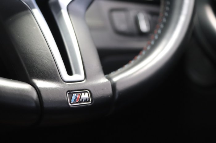 BMW M3 3.0 M3 S-A Saloon Petrol Black Sapphire Metallic