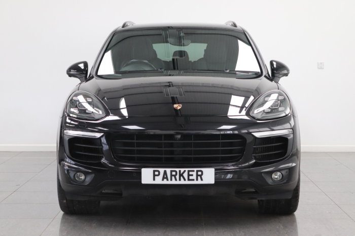 Porsche Cayenne 3.0 Diesel 5dr Tiptronic S Estate Diesel Black